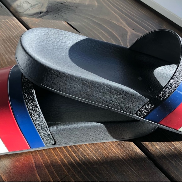 Authentic Gucci slides Mens 7 or woman’s 9 - Picture 4 of 10